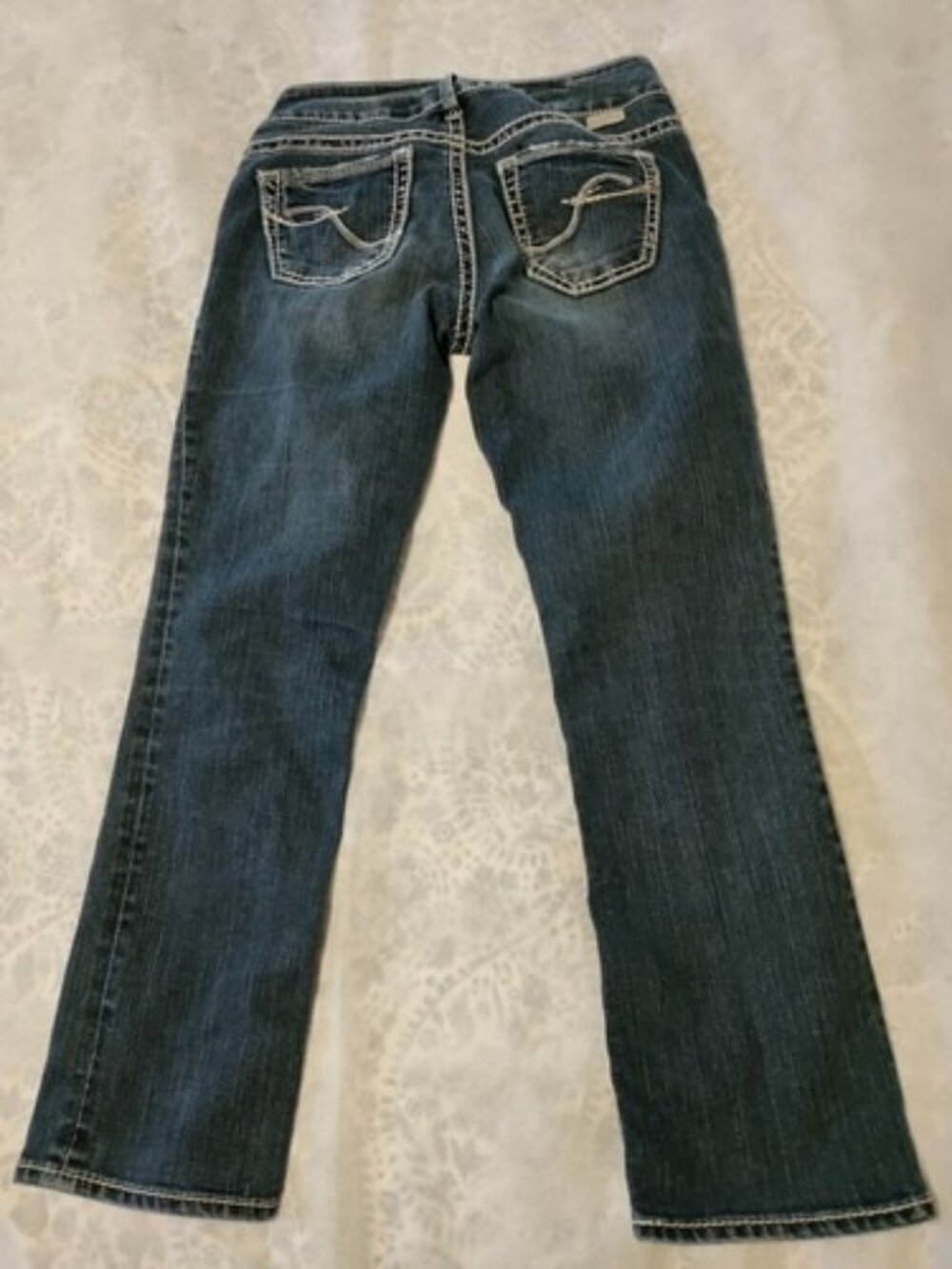 Silver Jeans Suki Capri Dark Wash Thick Contrast Stitch Curvy Denim W26 Classic